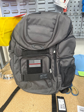 Oakley - 30L Enduro 2.0 Backpack - with 4 x 4
